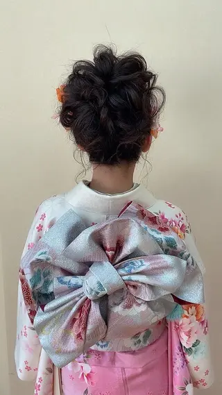 ショート ヘアアレンジ ヘアアンドメイクムタ 新居のヘアスタイル