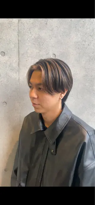 ミディアム カラー 似合わせパーマ 渡辺尚暉のヘアスタイル