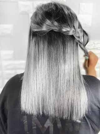 ミディアム カラー ヘアアレンジ 次世代シールエクステ 錦糸町 小泉 朋之のヘアスタイル