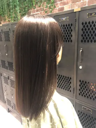 ロング ⭐️艶髪⭐️髪質改善 newi町田 山本のヘアスタイル