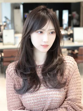 ロング カラー レイヤー/顔周り /透明感🩶高橋大のヘアスタイル