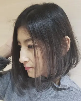 ミディアム カラー ブリーチ・ハイトーン 特化🎉内山のヘアスタイル