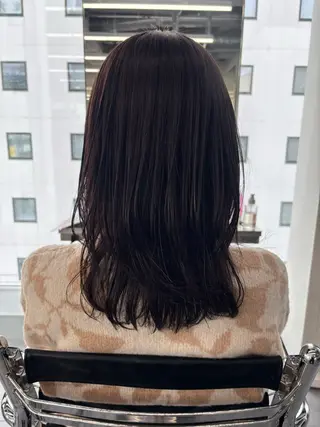 ミディアム 佐藤 莉子のヘアスタイル