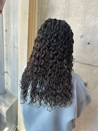 ロング パーマ HARURU🪮✨ ブレイズ海外ヘアのヘアスタイル