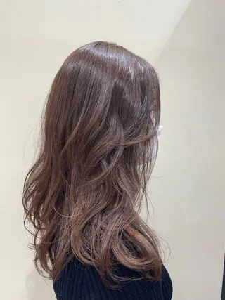 ロング 伊東 咲織のヘアスタイル