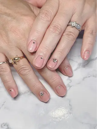 ネイル nail&eye Ariesのネイルデザイン