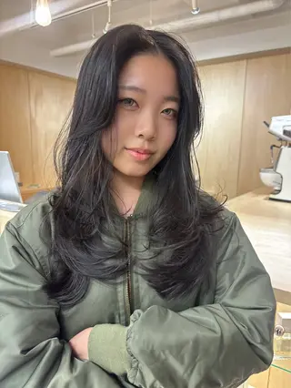 ロング ボブ/ベージュ /MIYUのヘアスタイル