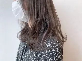 ミディアム カラー 透明感♡︎♡︎ 佐々木早苗のヘアスタイル