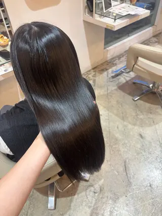 ロング 佐藤 優里のヘアスタイル