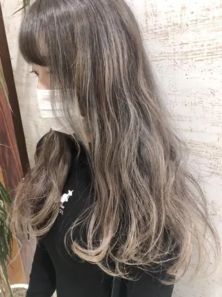 ロング カラー ケアブリーチ /髪質 改善/古橋圭史郎のヘアスタイル