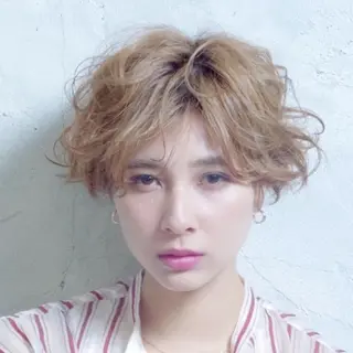 ショート ONE.STOP. LABOのヘアスタイル