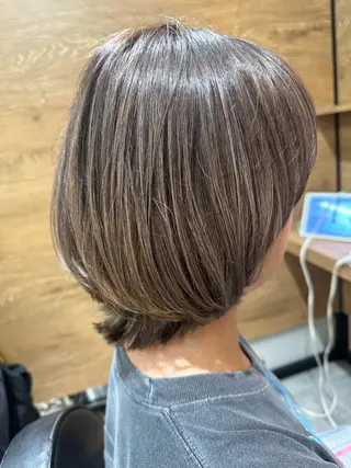 ショート coupe ciseauxのヘアスタイル
