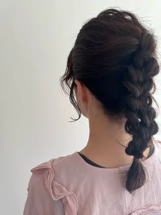 ヘアアレンジ neu. reinaのヘアスタイル