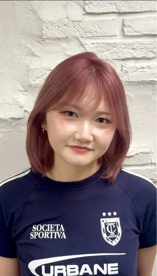 ショート カラー MINT Moeのヘアスタイル