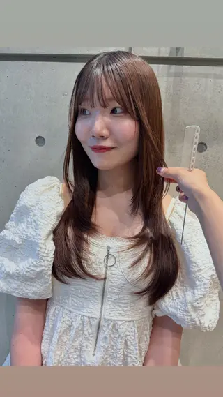 ロング abe yuikaのヘアスタイル