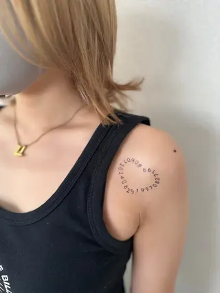 CELAVY ayanoのネイルデザイン
