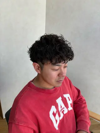 パーマ メンズ newi大分/ 磯部栞里／艶感カラーのヘアスタイル