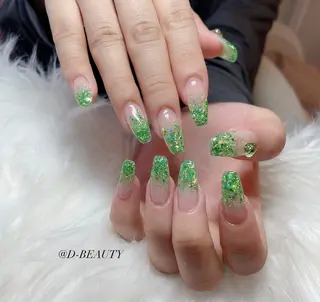 ネイル D-BEAUTY Nailsalonのネイルデザイン