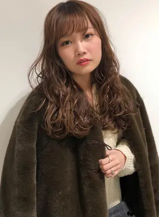 ロング 松本  夏海のヘアスタイル