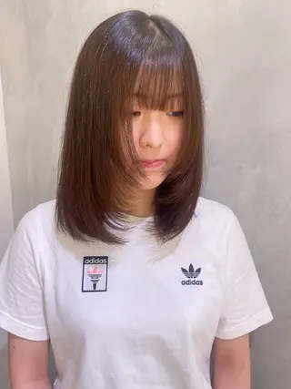 セミロング いとう ほのかのヘアスタイル