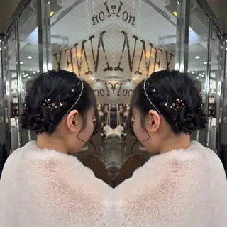 ミディアム ヘアアレンジ 💎ハイトーン/艶 カラー モエカ💎のヘアスタイル