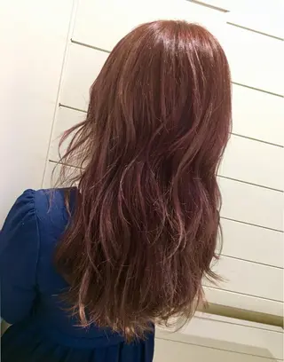 ロング カラー 鍵山 千秋のヘアスタイル