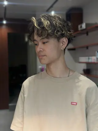 ショート カラー パーマ メンズ 金山駅前/メンズ パーマ/真柄 恒輝のヘアスタイル