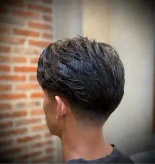 ミディアム メンズ Dorcus barber quality style ドルクス上野店 バーバーショップ所属・坂本 虹昂のヘアスタイル