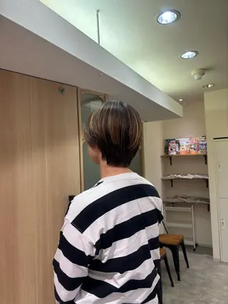 ショート Rudder 牛嶋のヘアスタイル