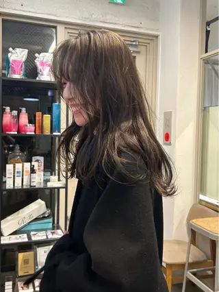セミロング カラー じゅわっと暖色カラー 🍊Moemiのヘアスタイル