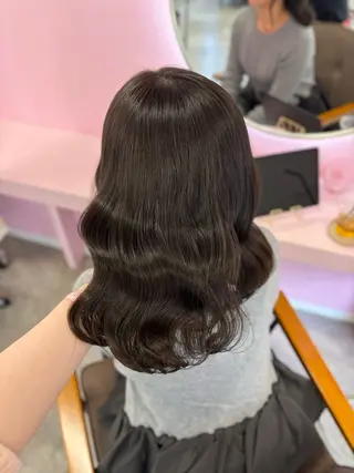 ミディアム カラー 𝑴𝒊𝒌𝒖💝 透明感モテカラーのヘアスタイル