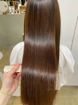 ロング 茜璃/ブリーチカラー /レイヤーカットのヘアスタイル