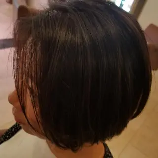 ショート 坂本 純子のヘアスタイル