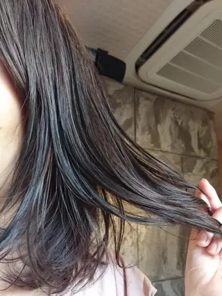 ミディアム 清水 旭美のヘアスタイル