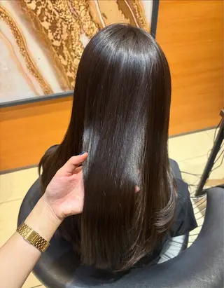 ロング カラー 🫧いお/透明感艶 カラー/縮毛矯正🫧のヘアスタイル