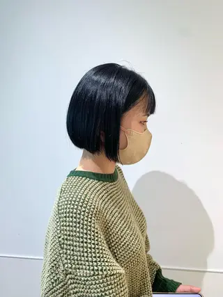 ミディアム アイブロウ 髪と心を整える美容師 透明感カラー/ボブのヘアスタイル