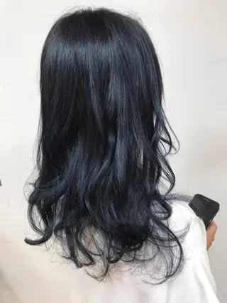 セミロング カラー 平尾 拓也のヘアスタイル
