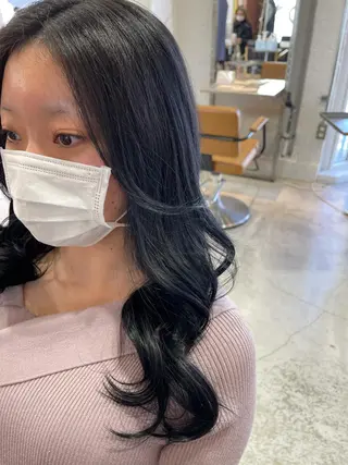 ロング カラー nameless miichiのヘアスタイル
