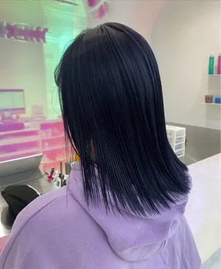 セミロング カラー パーマ ヘアアレンジ 透明感ブリーチカラー 🌈TOMOHIROのヘアスタイル