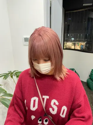 ミディアム カラー ミルクティー× グレージュMOMOのヘアスタイル