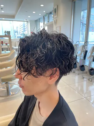 メンズ 白髪ぼかしデザイン ハイライト/宮本純登のヘアスタイル