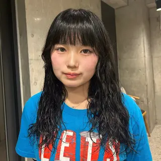 ロング パーマ 🍎ブリーチカラー 🍎KUREA🍎のヘアスタイル