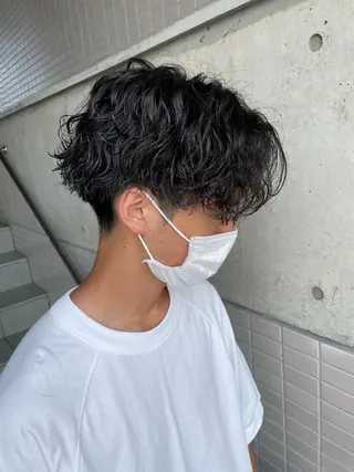 パーマ メンズ 大阪美容師 井上智博のヘアスタイル