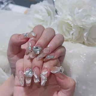 ネイル Queens テイのネイルデザイン