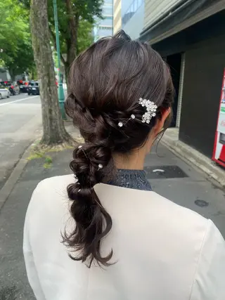 ヘアアレンジ 髪質改善/艶カラー 🎀レイヤーカットのヘアスタイル