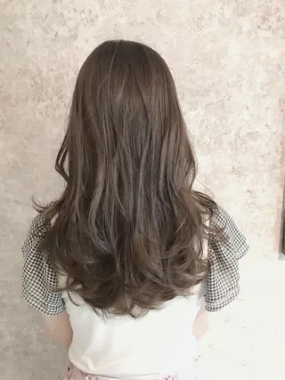 ロング カラー パーマ ヘアアレンジ mihoko/ ニュアンスパーマの眉毛・アイブロウイメージ