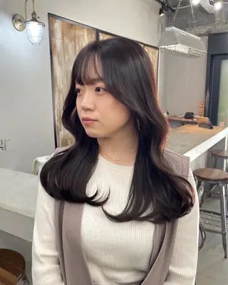 ロング カラー 新宿/韓国ヘア/ 髪質改善ストレートのヘアスタイル