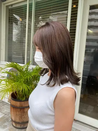 ミディアム 西元 亜由美のヘアスタイル