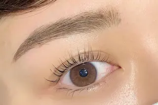 パーマ 和田 真弥の眉毛・アイブロウイメージ