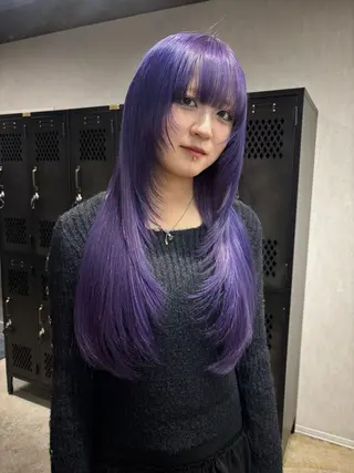 カラー 🪽ハイトーン🏹 ブリーチ🫧海志🍿のヘアスタイル